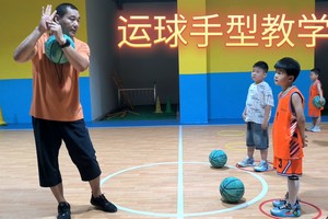 篮球训练方法的教学视频